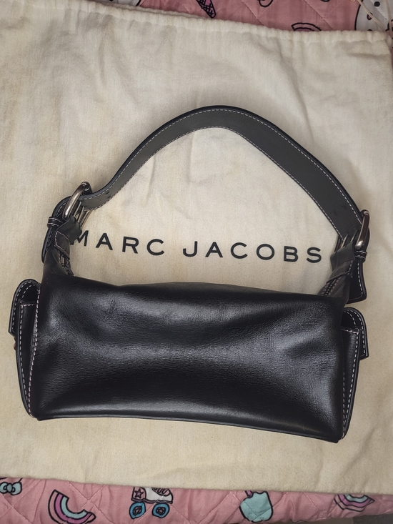 Marc Jacobs Handbags - Y2k Marc Jacobs #Susannahbag variant Black Leather Purse Pink Lineing Rare